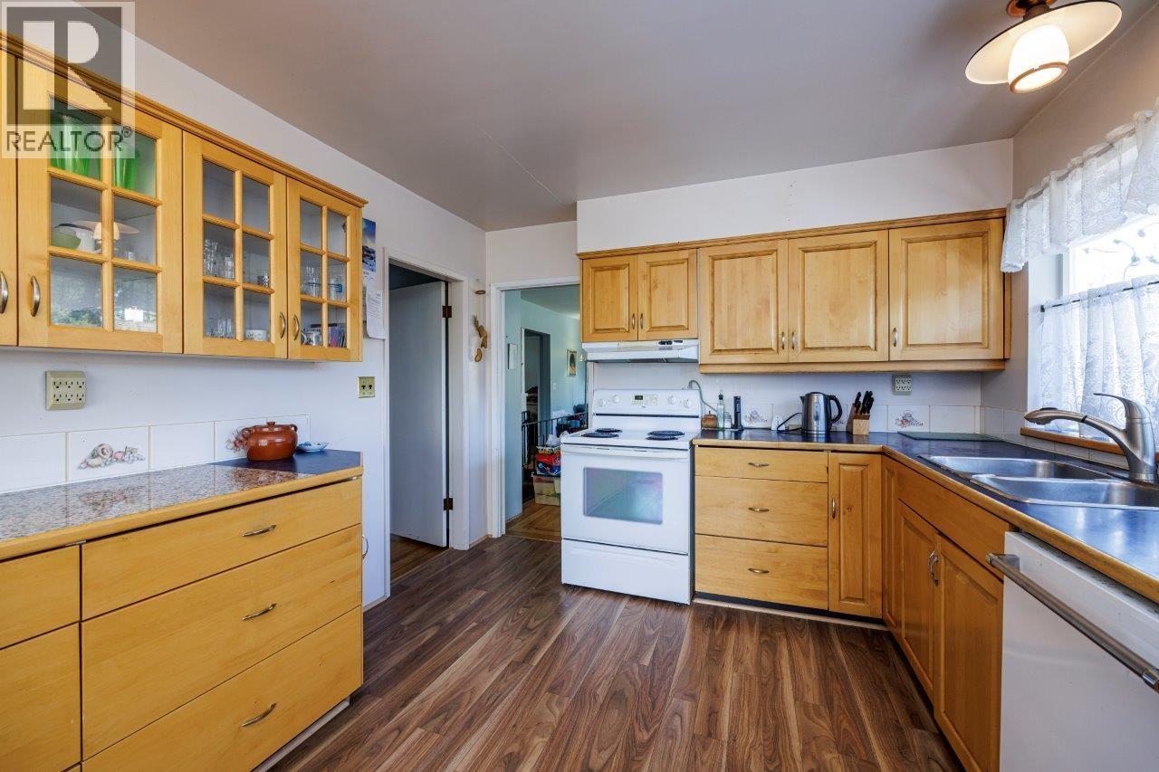 2685 Ailsa Crescent, North Vancouver, British Columbia  V7K 2B1 - Photo 12 - R3081078