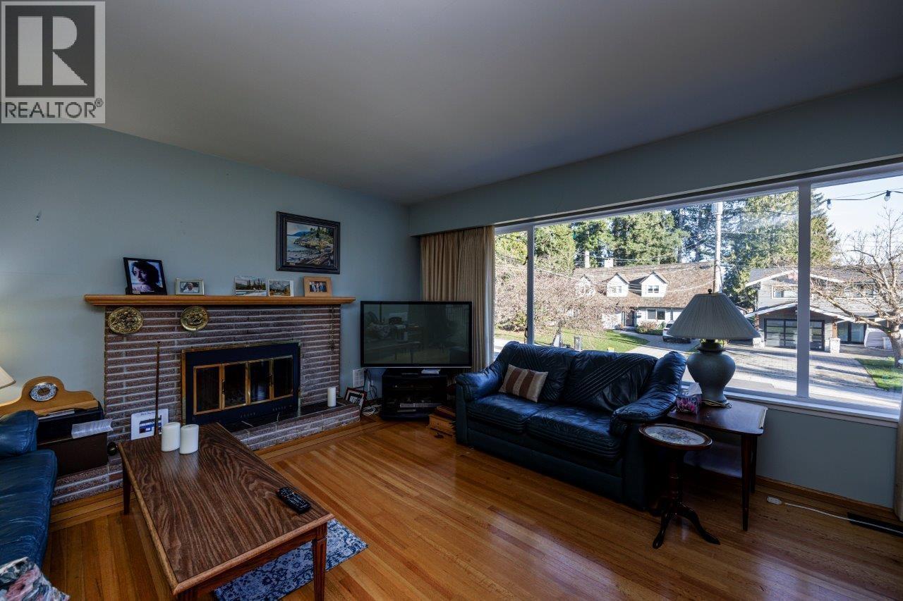 2685 Ailsa Crescent, North Vancouver, British Columbia  V7K 2B1 - Photo 6 - R3081078