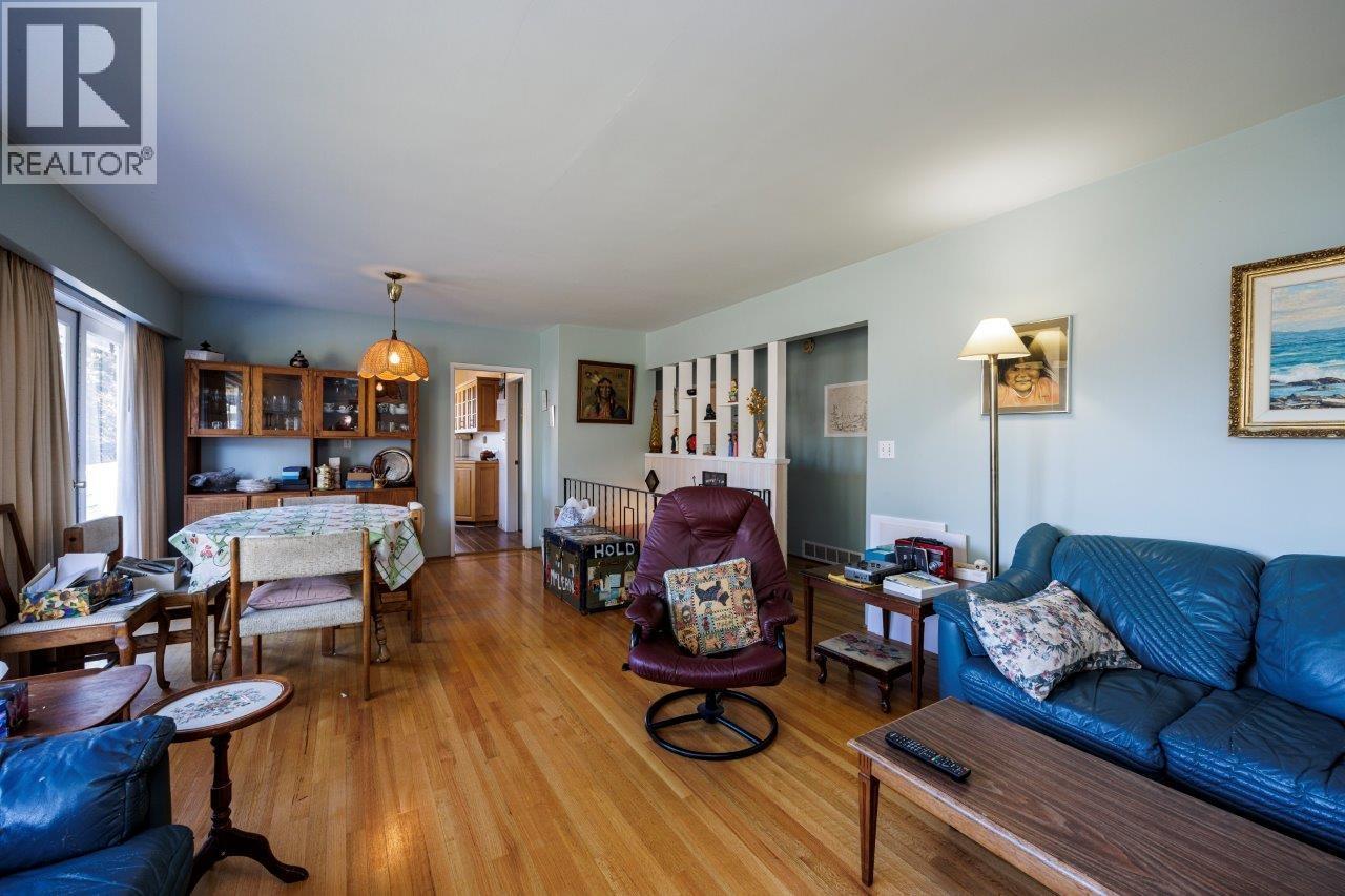 2685 Ailsa Crescent, North Vancouver, British Columbia  V7K 2B1 - Photo 8 - R3081078