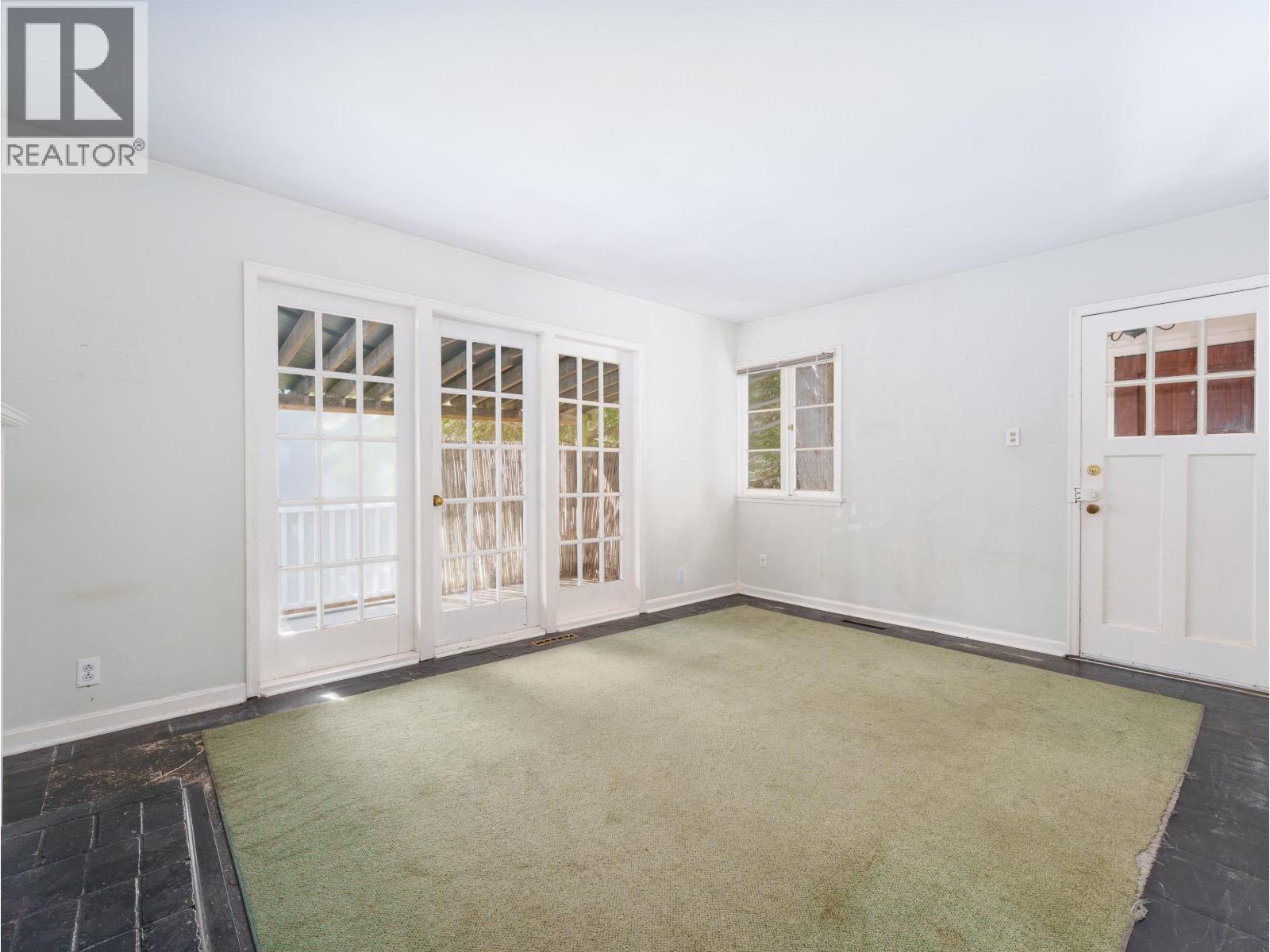 4150 Dollarton Highway, North Vancouver, British Columbia  V7G 1A2 - Photo 18 - R3081081