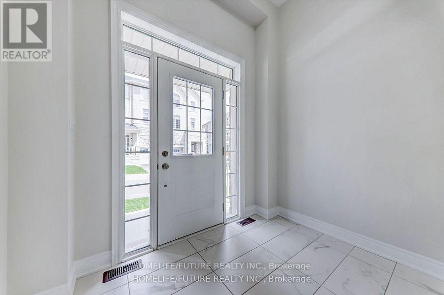 26 Thomas Hope Lane, Markham, Ontario  L3S 0E9 - Photo 6 - N12710802