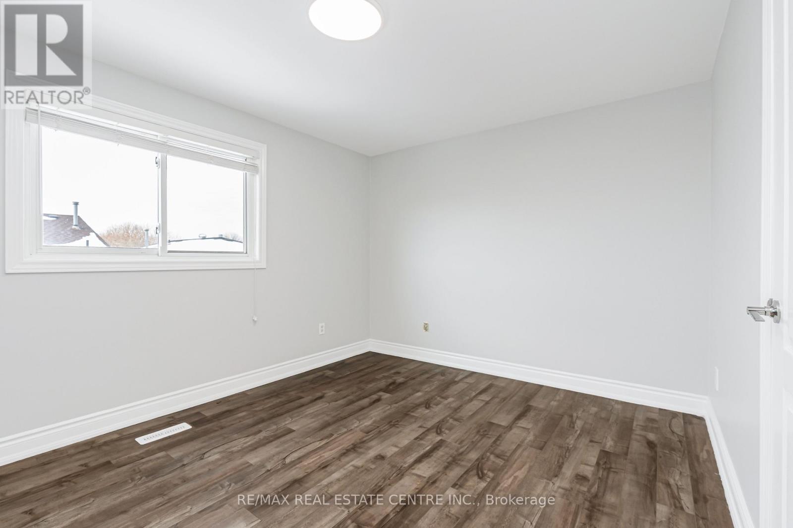 10 Pickard Lane, Brampton, Ontario  L6Y 2M5 - Photo 19 - W12709596