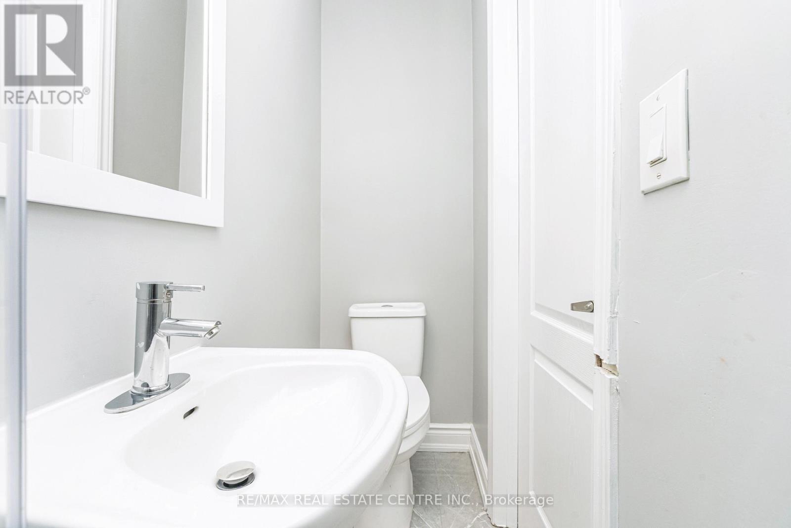 10 Pickard Lane, Brampton, Ontario  L6Y 2M5 - Photo 35 - W12709596