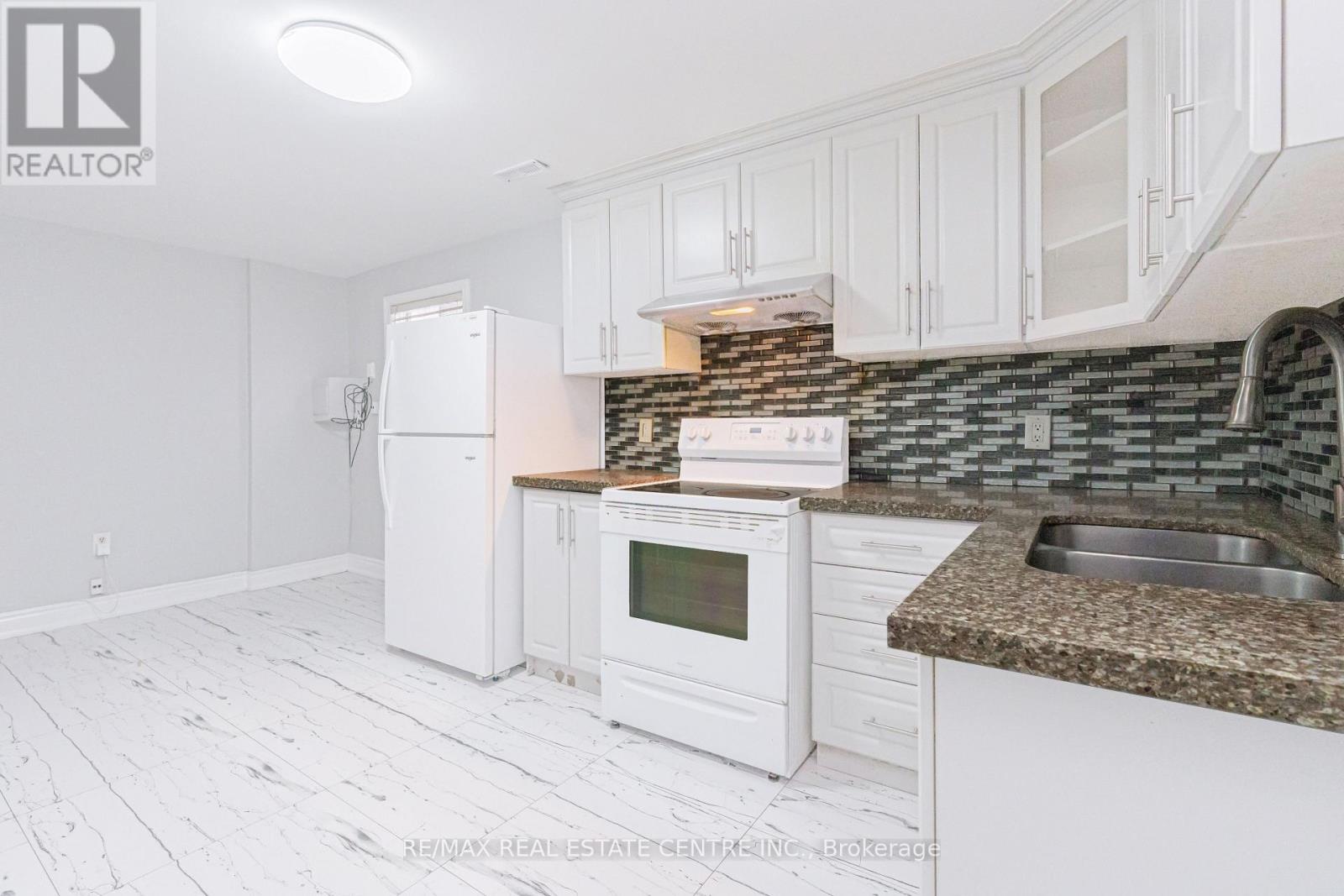 10 Pickard Lane, Brampton, Ontario  L6Y 2M5 - Photo 42 - W12709596