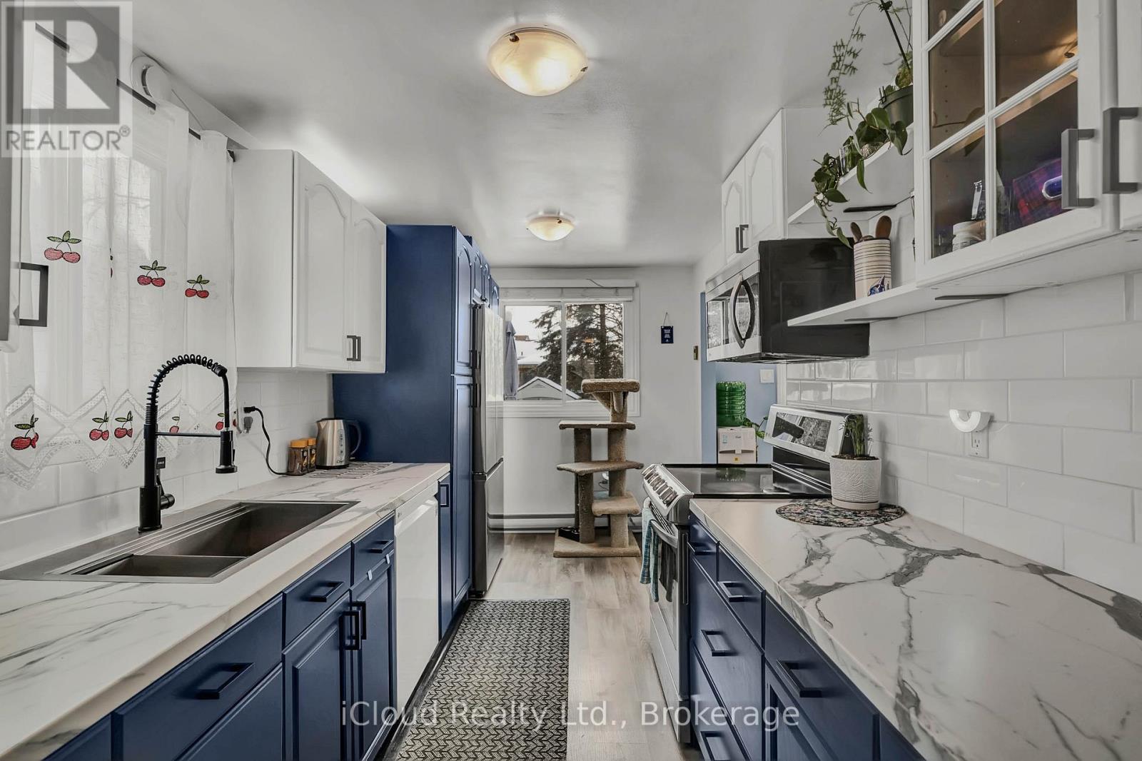 39 Corbett Drive, Barrie, Ontario  L4M 5S9 - Photo 12 - S12711598