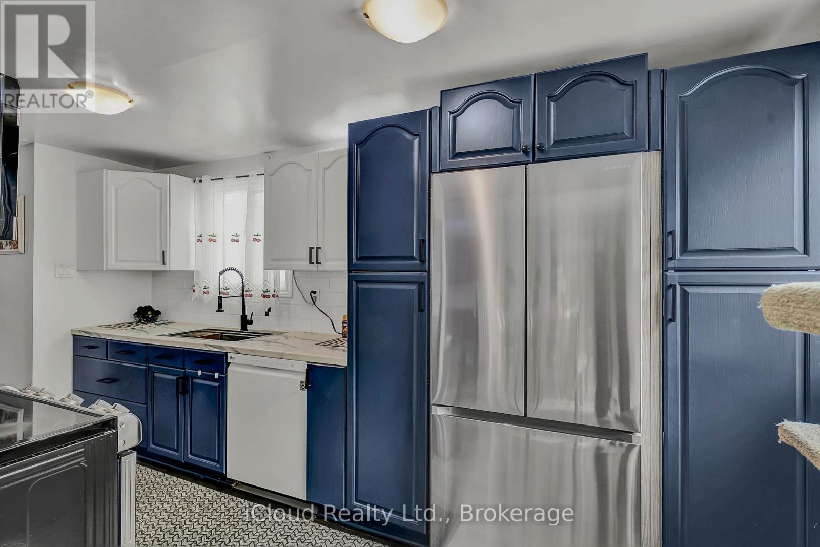 39 Corbett Drive, Barrie, Ontario  L4M 5S9 - Photo 14 - S12711598