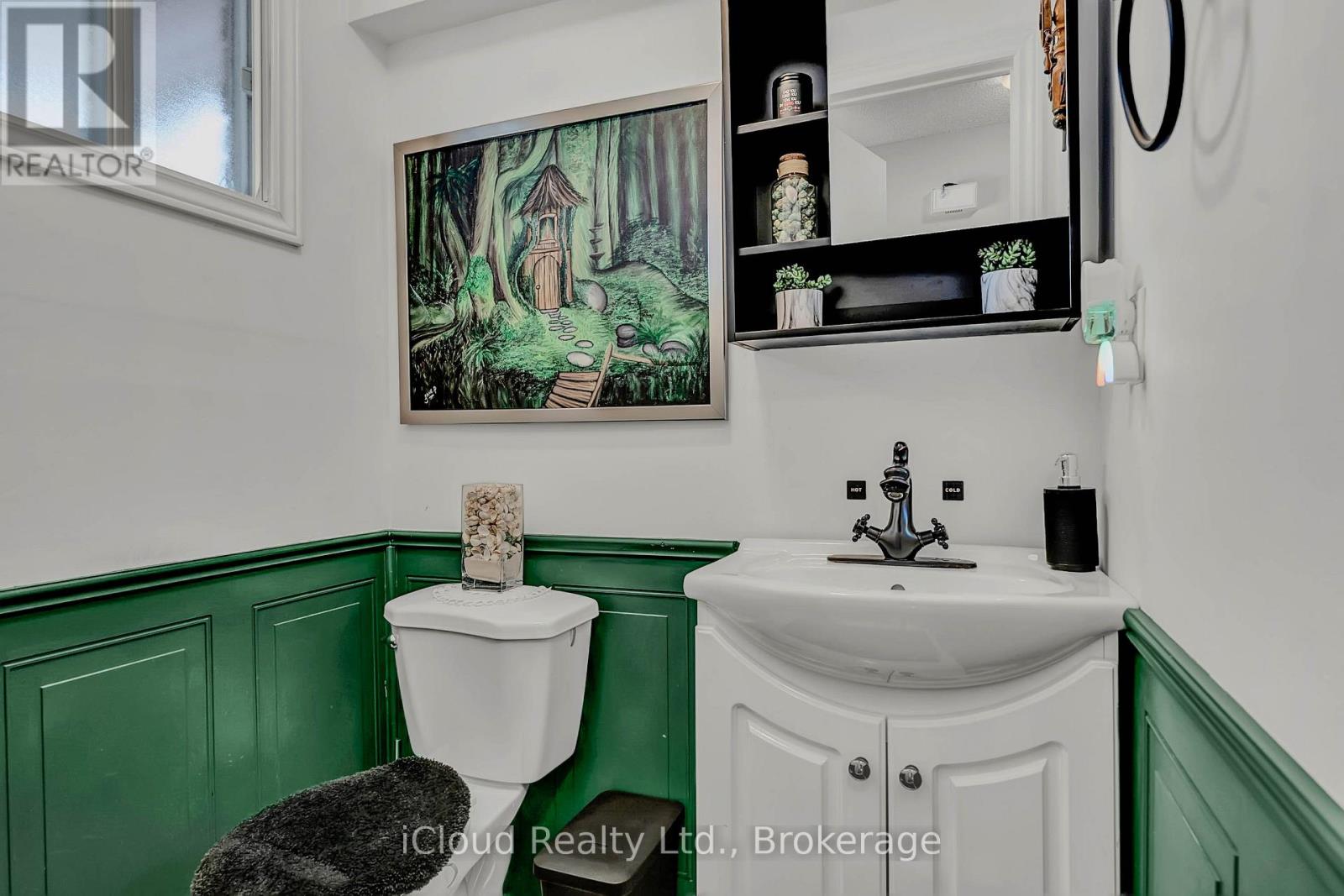 39 Corbett Drive, Barrie, Ontario  L4M 5S9 - Photo 15 - S12711598