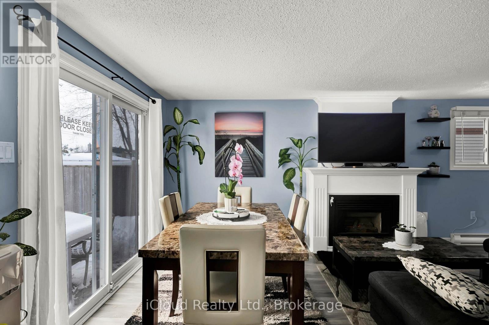 39 Corbett Drive, Barrie, Ontario  L4M 5S9 - Photo 9 - S12711598