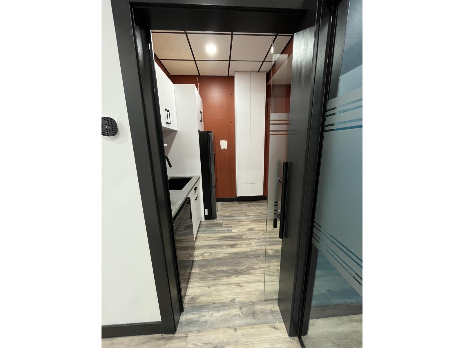 309 15315 66 Avenue, Surrey, British Columbia  V3S 2A1 - Photo 5 - C8075290