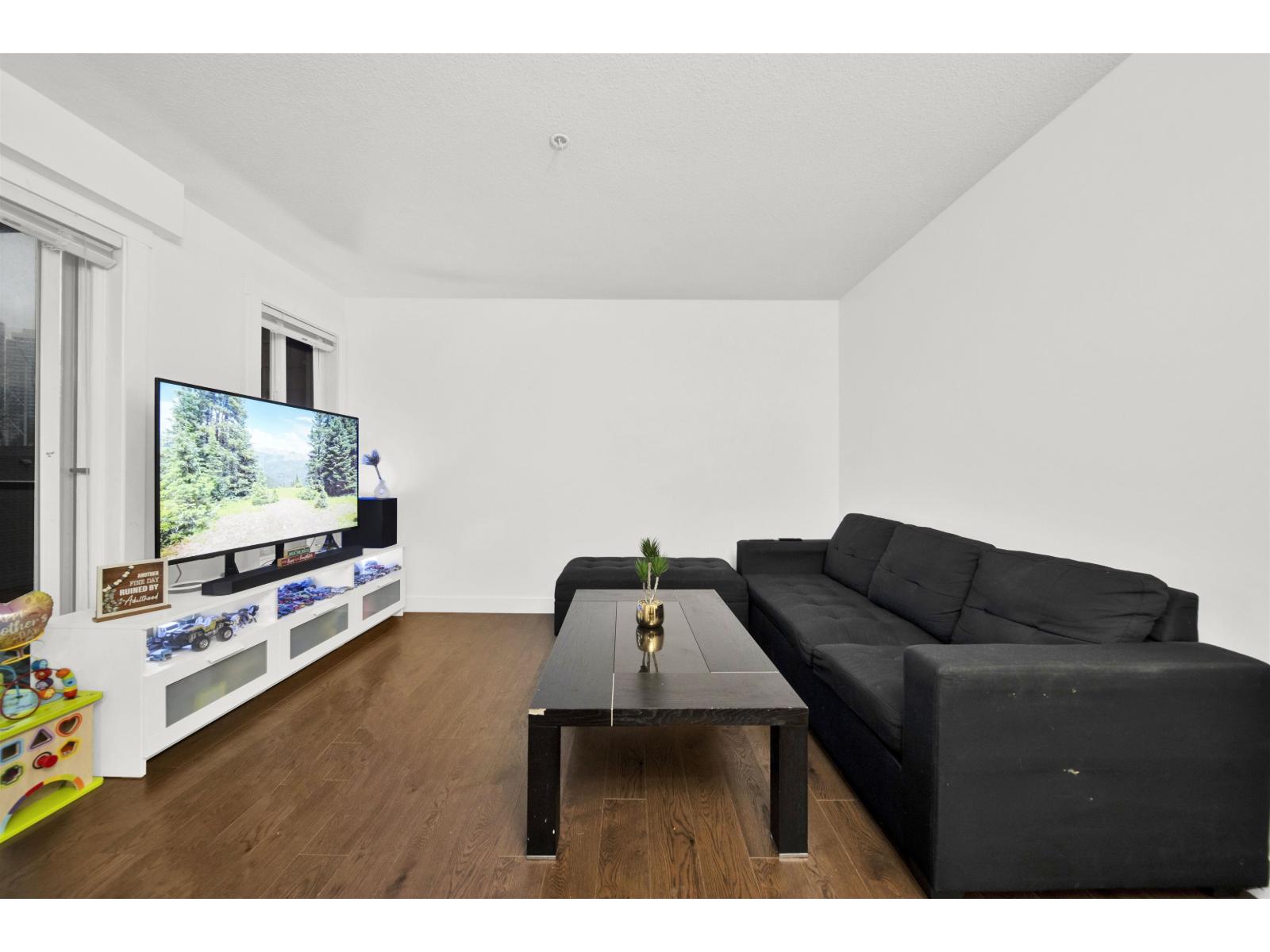 305 13883 Laurel Drive, Surrey, British Columbia  V2R 0W1 - Photo 5 - R3080491