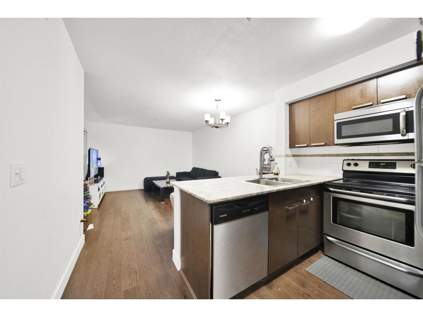 305 13883 Laurel Drive, Surrey, British Columbia  V2R 0W1 - Photo 9 - R3080491