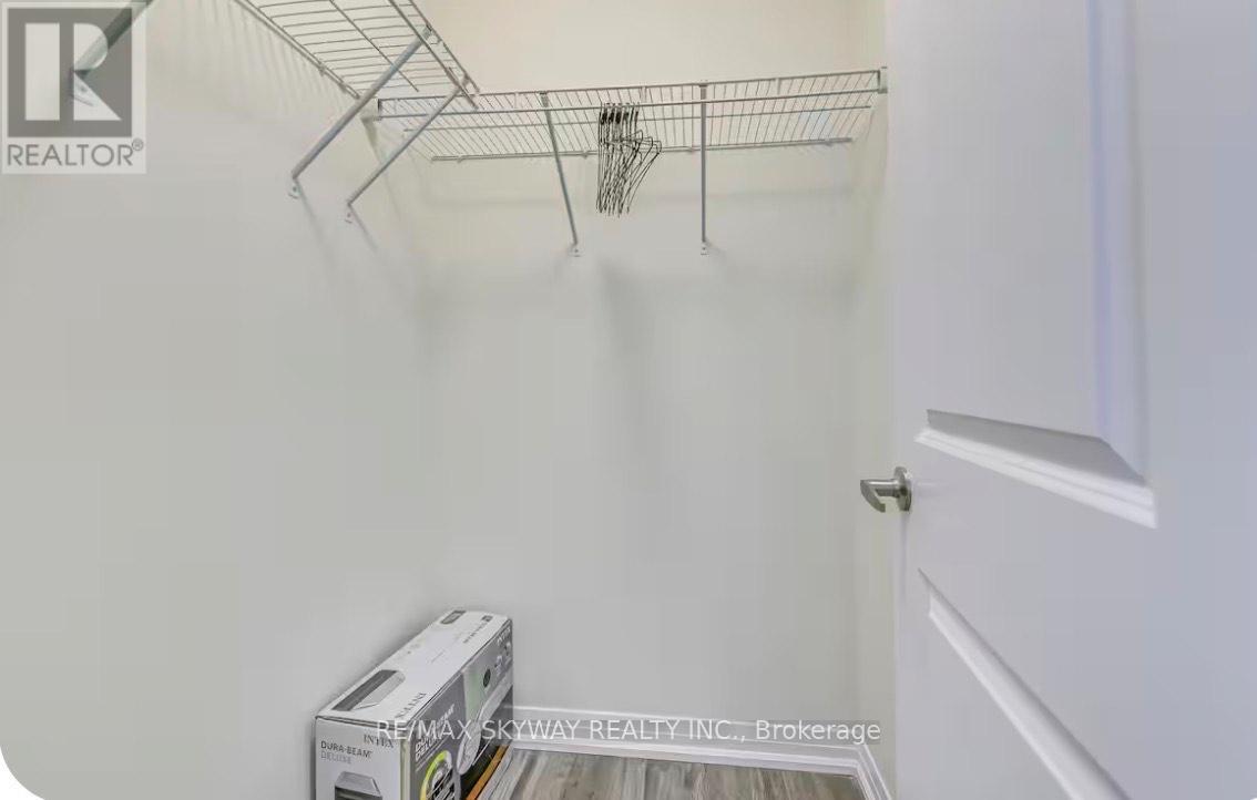 118 - 1593 Rose Way, Milton, Ontario  L9E 0J2 - Photo 17 - W12711582