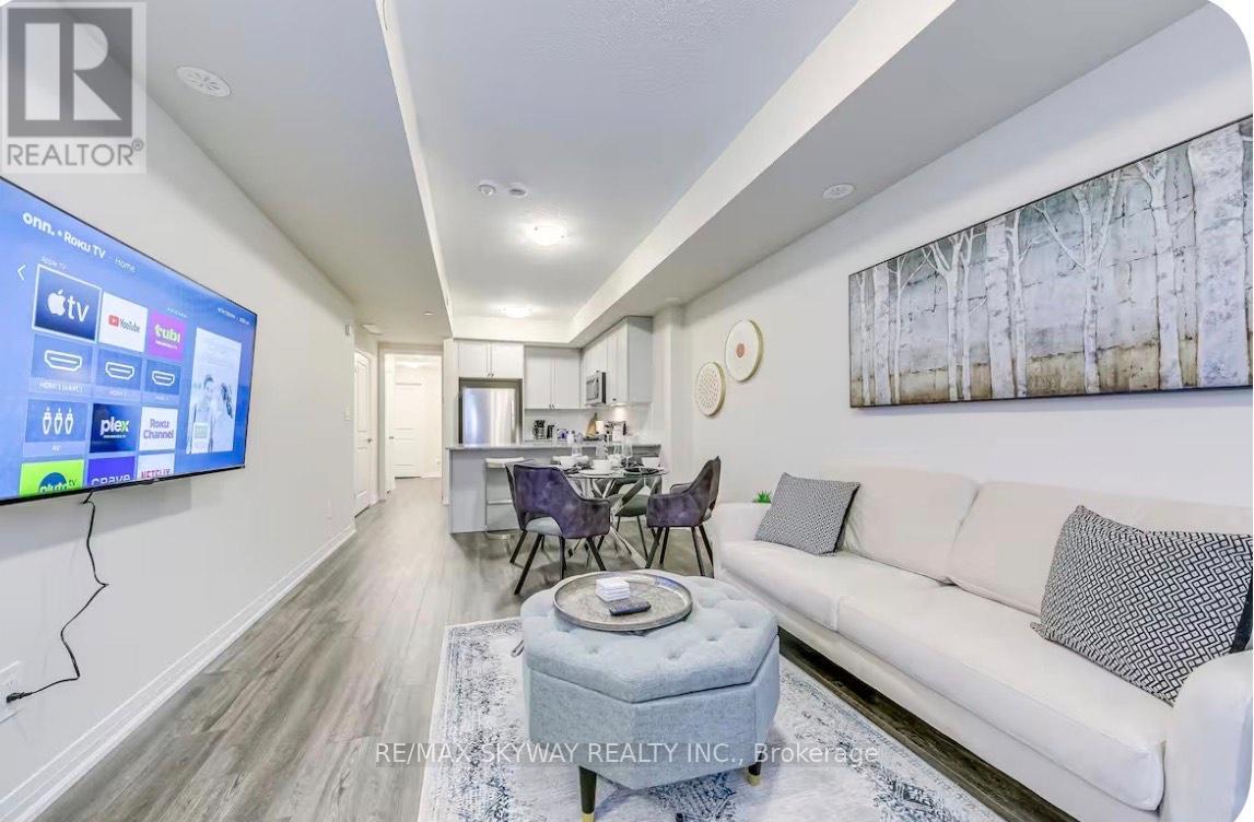 118 - 1593 Rose Way, Milton, Ontario  L9E 0J2 - Photo 2 - W12711582