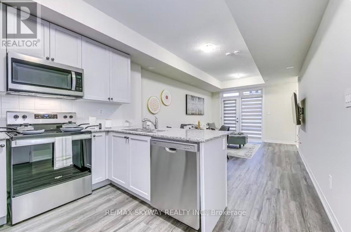 118 - 1593 Rose Way, Milton, Ontario  L9E 0J2 - Photo 5 - W12711582