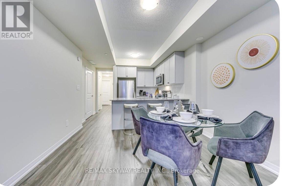 118 - 1593 Rose Way, Milton, Ontario  L9E 0J2 - Photo 8 - W12711582