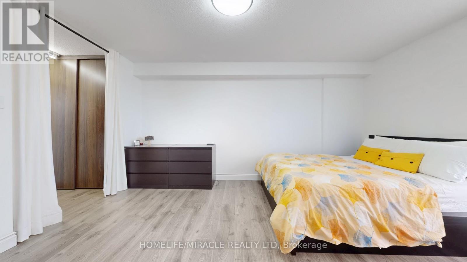 1112 - 15 Kensington Road, Brampton, Ontario  L6T 3W2 - Photo 15 - W12711586