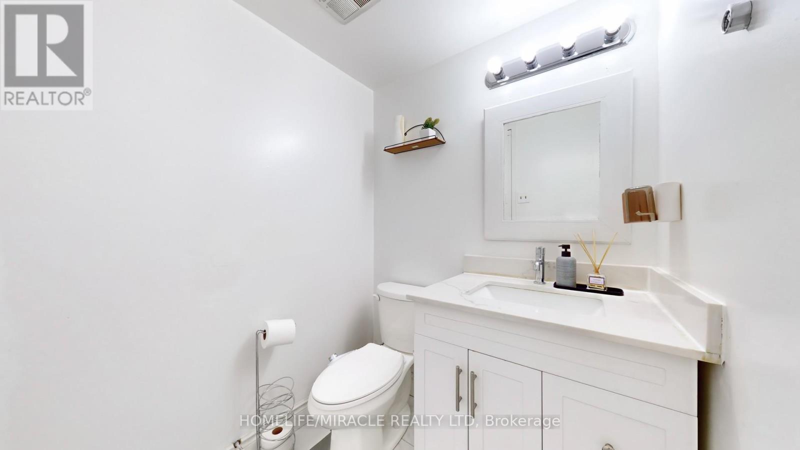 1112 - 15 Kensington Road, Brampton, Ontario  L6T 3W2 - Photo 17 - W12711586