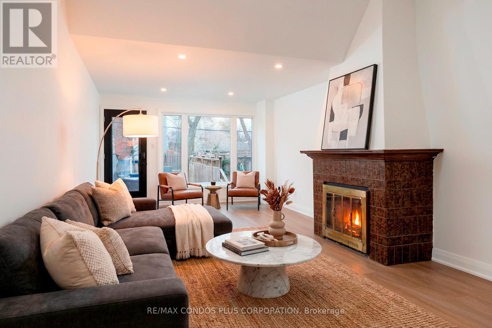 Main - 219 Sorauren Avenue, Toronto, Ontario  M6R 2G1 - Photo 14 - W12711590