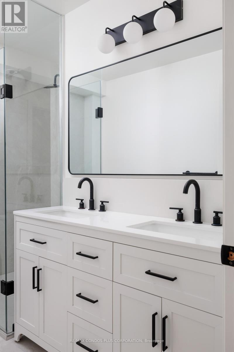 Main - 219 Sorauren Avenue, Toronto, Ontario  M6R 2G1 - Photo 24 - W12711590