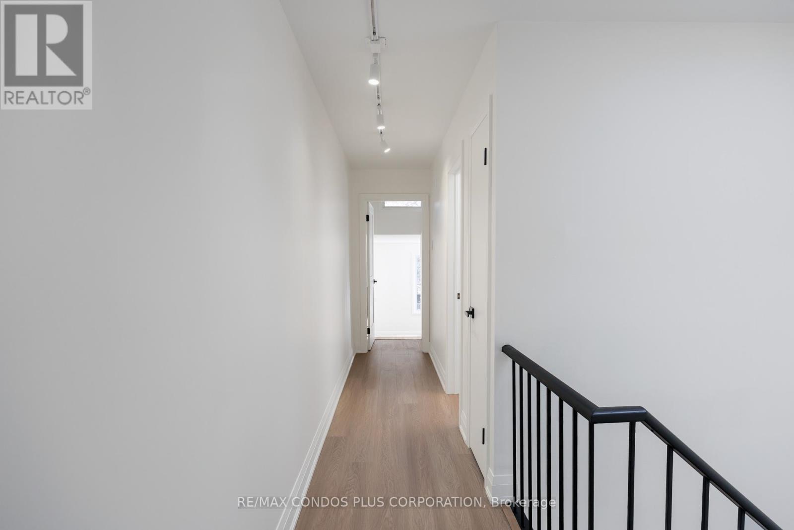 Main - 219 Sorauren Avenue, Toronto, Ontario  M6R 2G1 - Photo 26 - W12711590