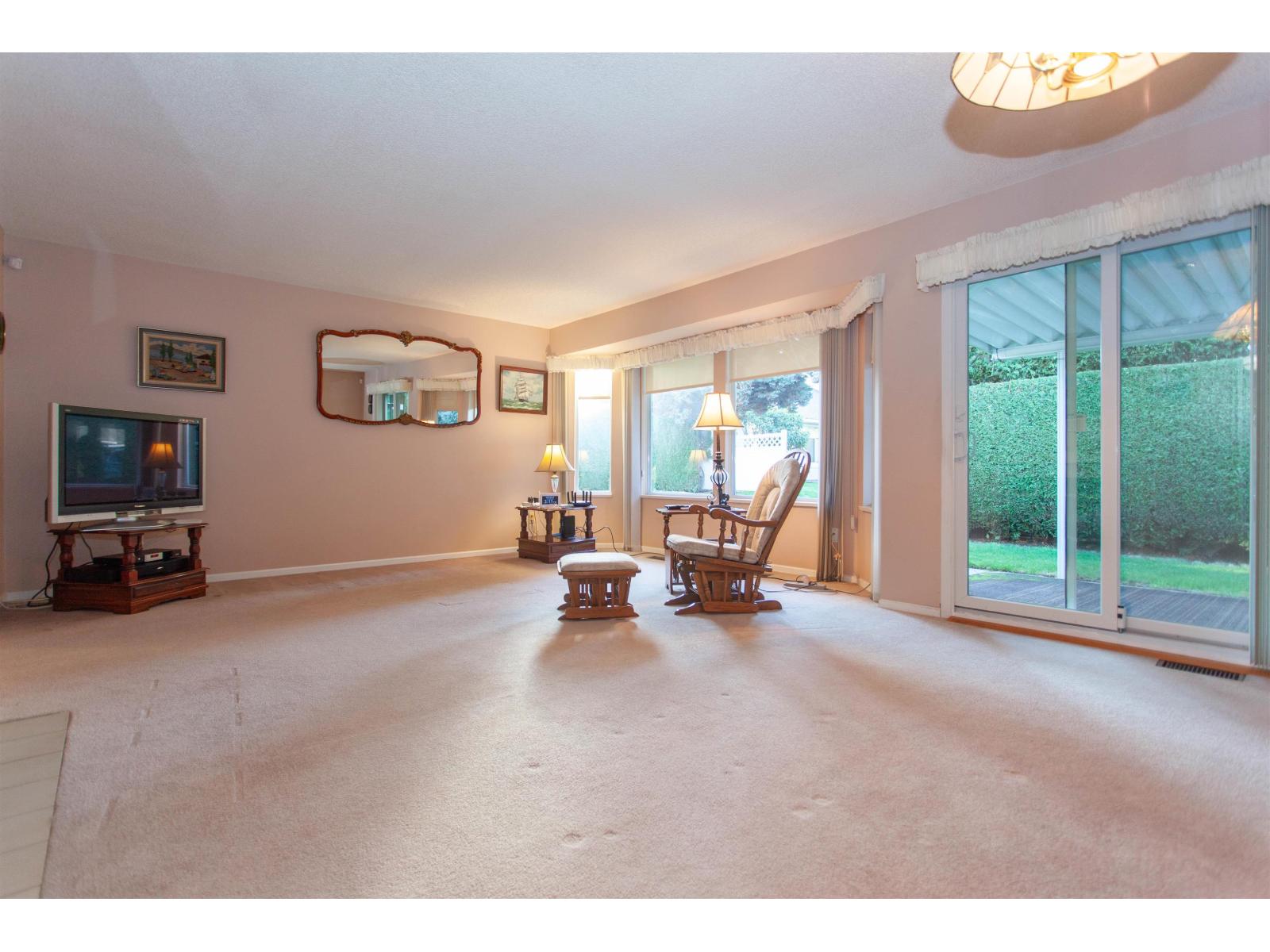 119 2460 156 Street, Surrey, British Columbia  V4P 1C8 - Photo 4 - R3079195