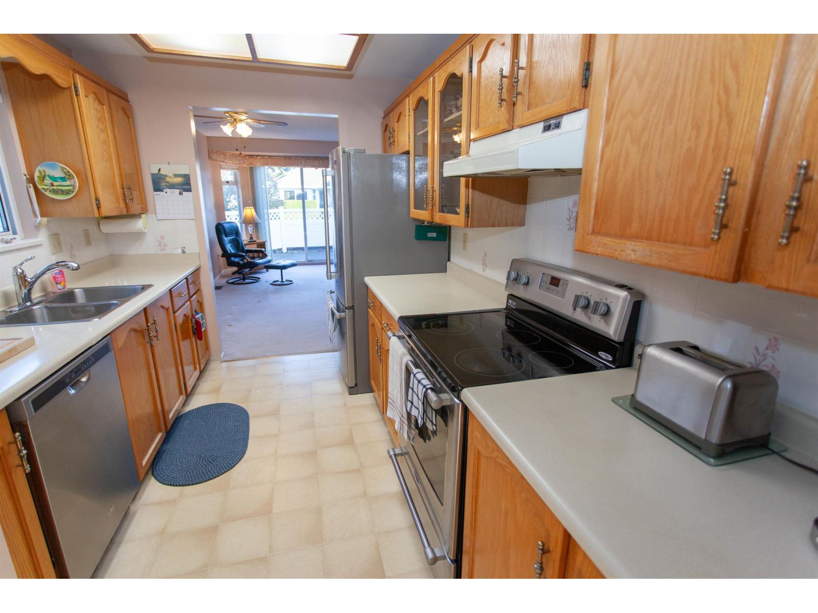 119 2460 156 Street, Surrey, British Columbia  V4P 1C8 - Photo 13 - R3079195