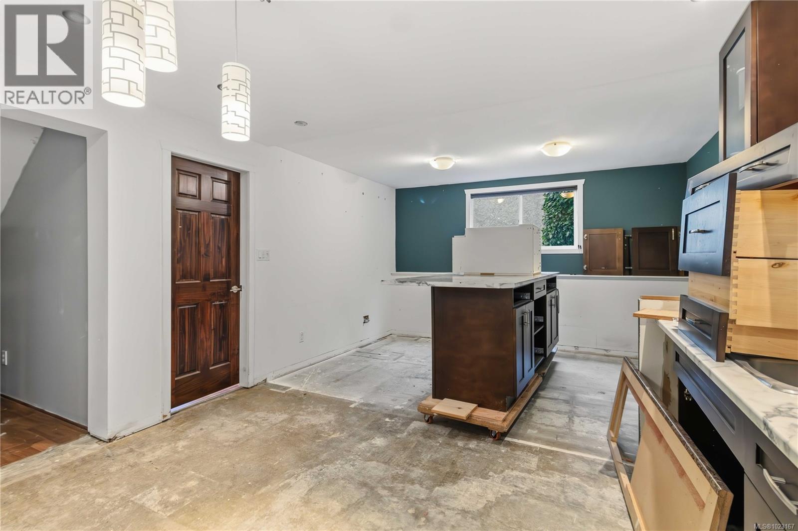 4370 Elnido Cres, Saanich, British Columbia  V8N 4Z6 - Photo 33 - 1023167