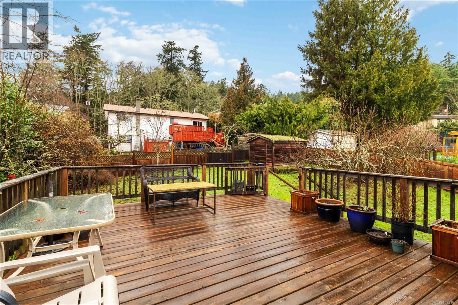 4370 Elnido Cres, Saanich, British Columbia  V8N 4Z6 - Photo 45 - 1023167