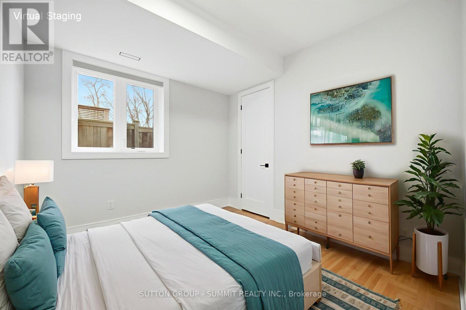 1228 Alexandra Avenue, Mississauga, Ontario  L5E 2A5 - Photo 43 - W12710392