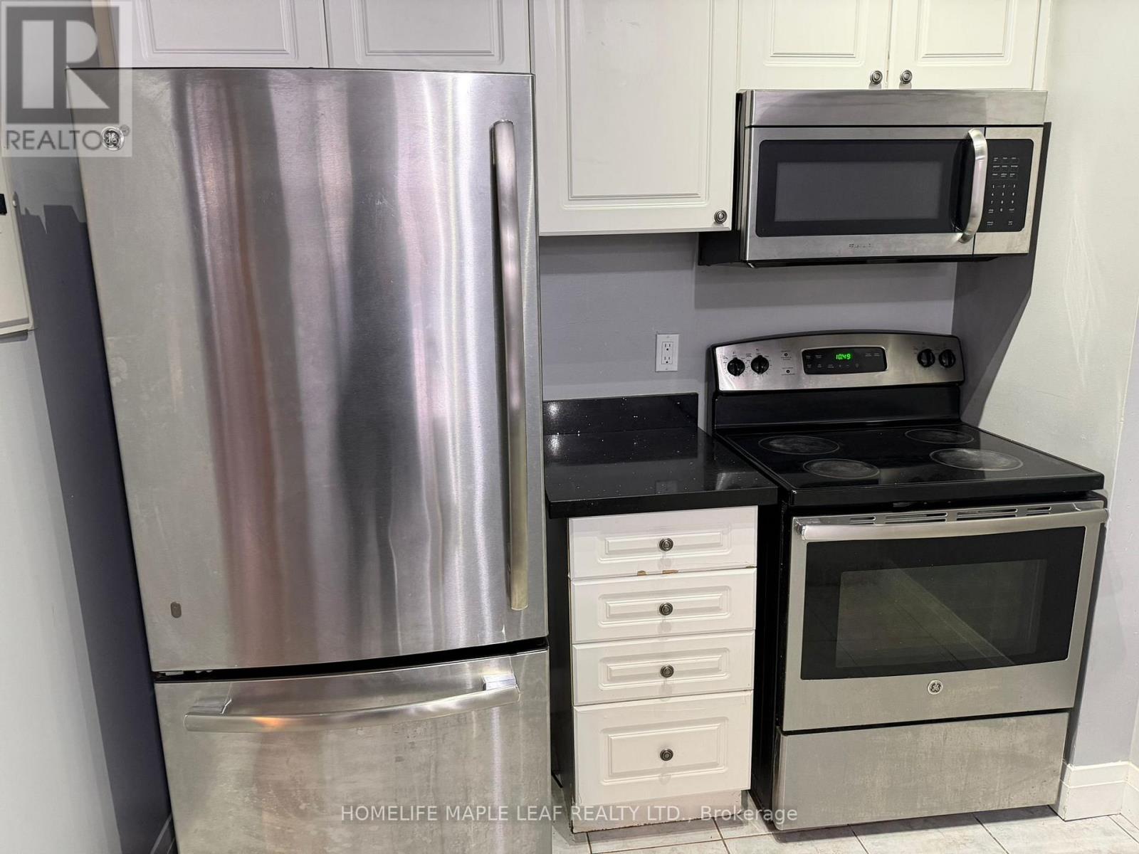 17 - 615 Shoreline Drive, Mississauga, Ontario  L5B 4K4 - Photo 25 - W12710580