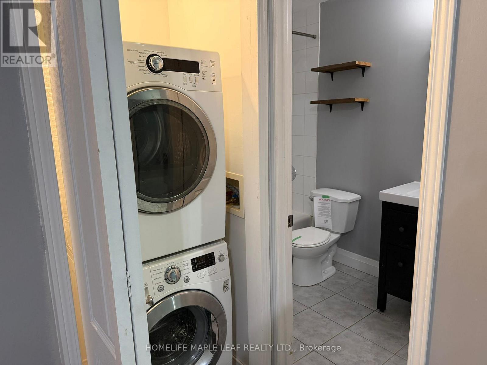 17 - 615 Shoreline Drive, Mississauga, Ontario  L5B 4K4 - Photo 39 - W12710580