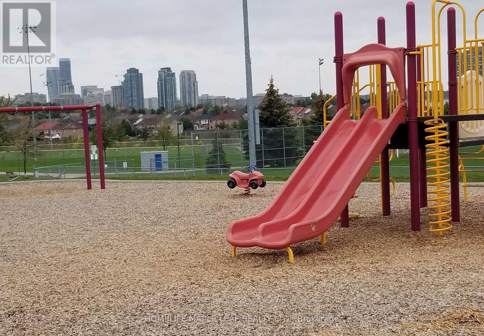 17 - 615 Shoreline Drive, Mississauga, Ontario  L5B 4K4 - Photo 41 - W12710580