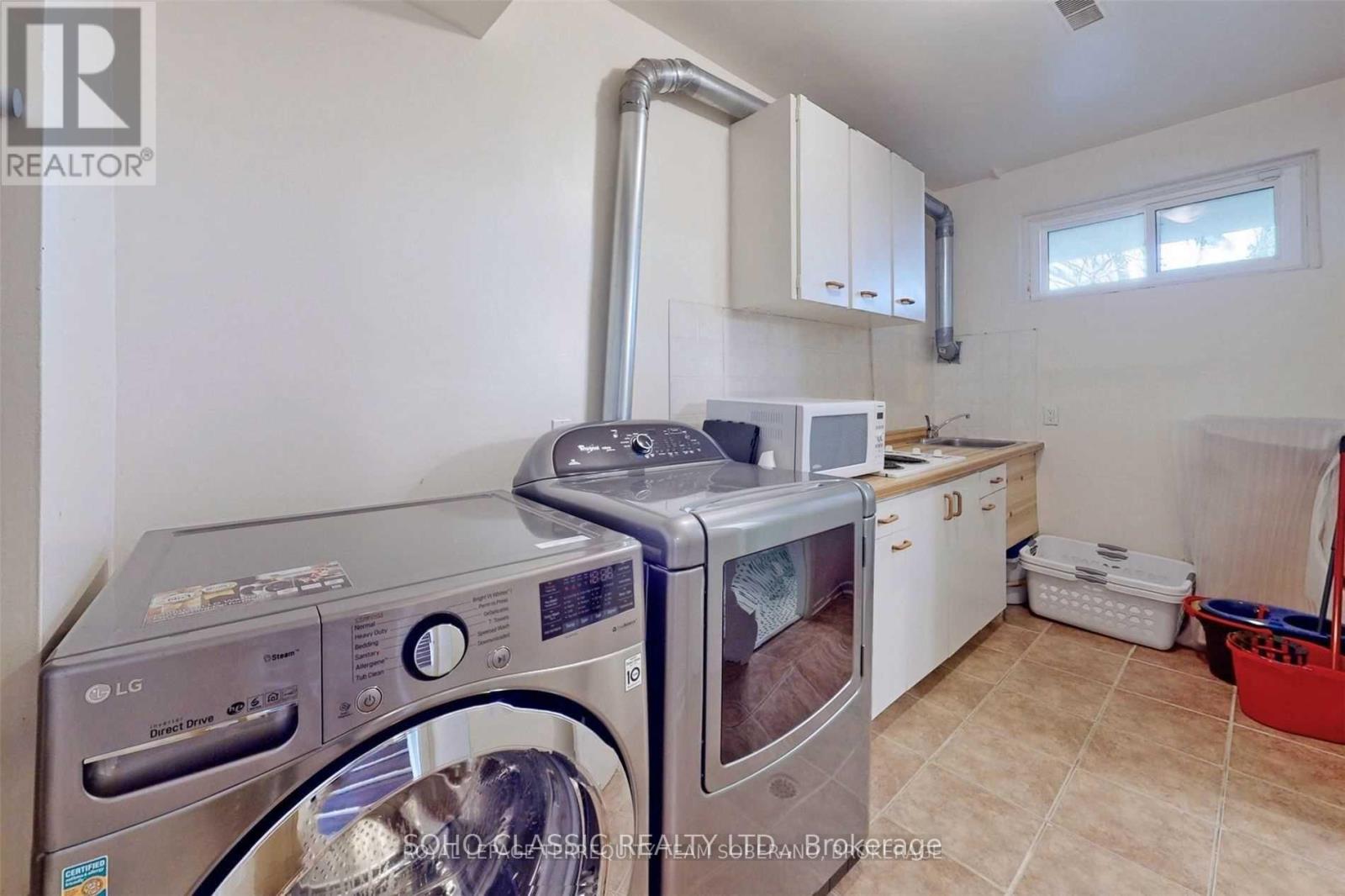 Bsmt - 29 Bayhampton Court, Toronto, Ontario  M3H 5L5 - Photo 11 - C12711670