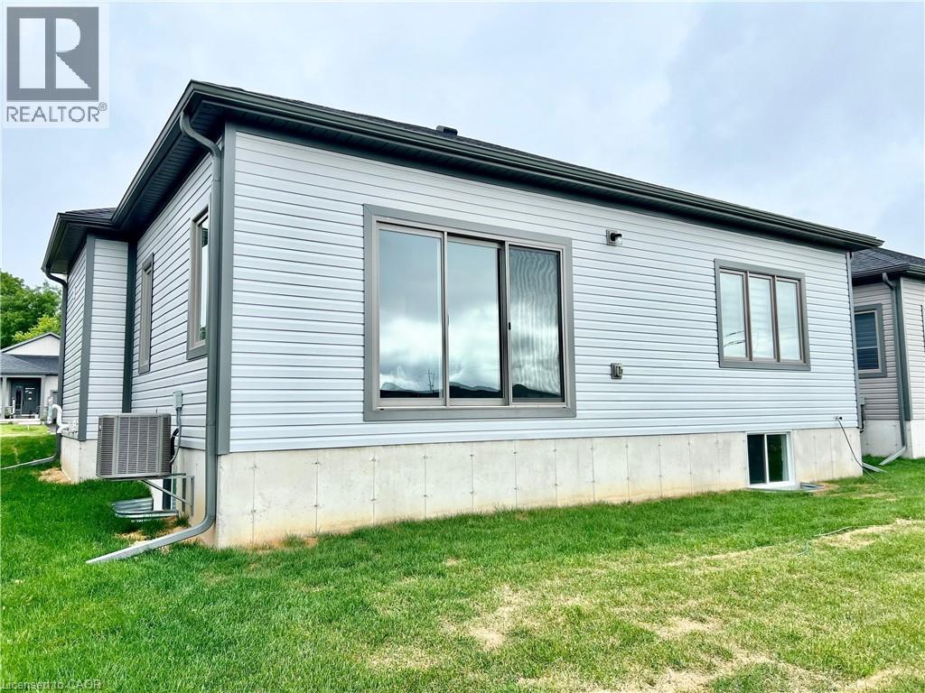 135 Ellen Street, Atwood, Ontario  N0G 1B0 - Photo 26 - 40791374