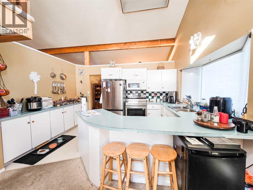 4819 10 Avenue, Edson, Alberta  T7E 1E6 - Photo 3 - A2279478