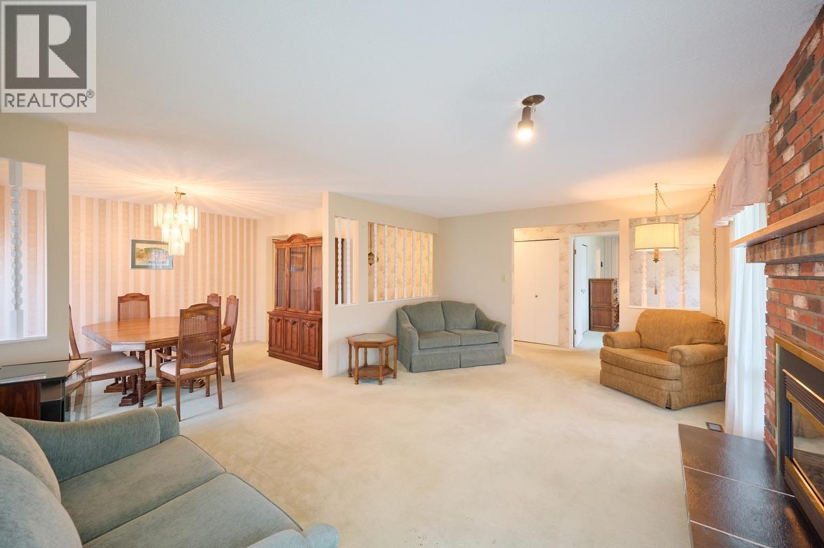 685 Porter Street, Coquitlam, British Columbia  V3J 5B2 - Photo 10 - R3080834