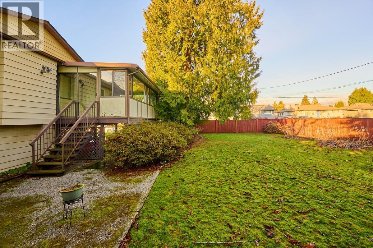 685 Porter Street, Coquitlam, British Columbia  V3J 5B2 - Photo 5 - R3080834