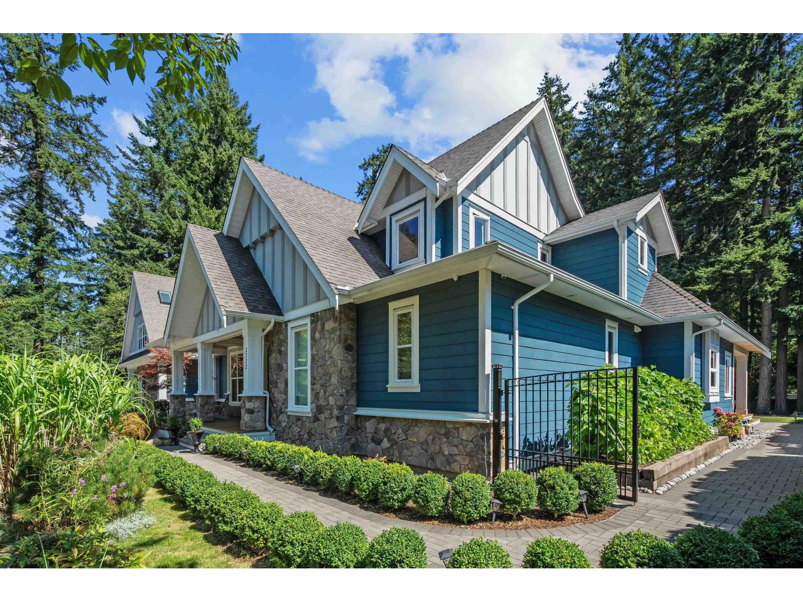 2732 Northcrest Drive, Surrey, British Columbia  V4P 2G9 - Photo 2 - R3080794