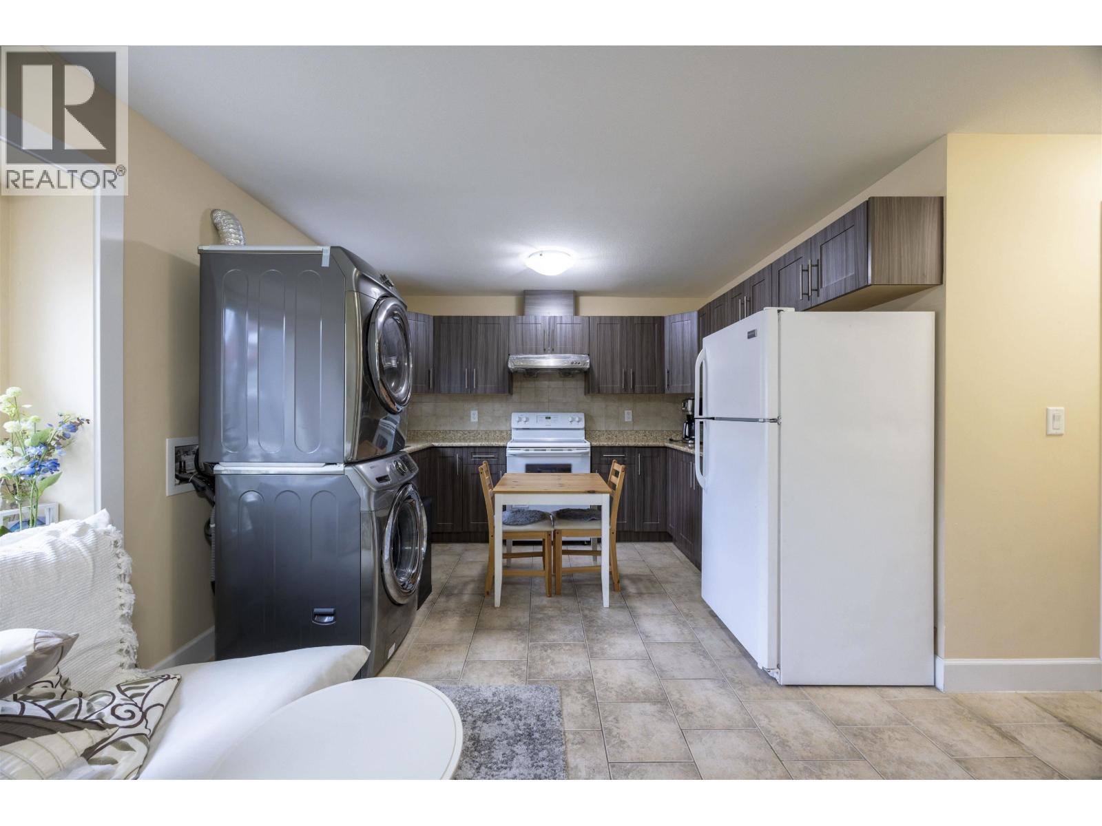 4346 Wildwood Crescent, Burnaby, British Columbia  V5G 2M4 - Photo 16 - R3081067