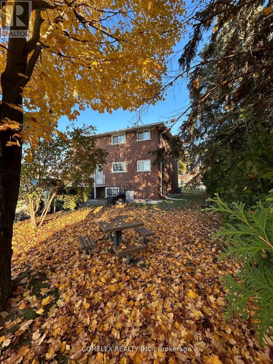 334 Surrey Drive, Oshawa, Ontario  L1G 6H1 - Photo 27 - E12711628