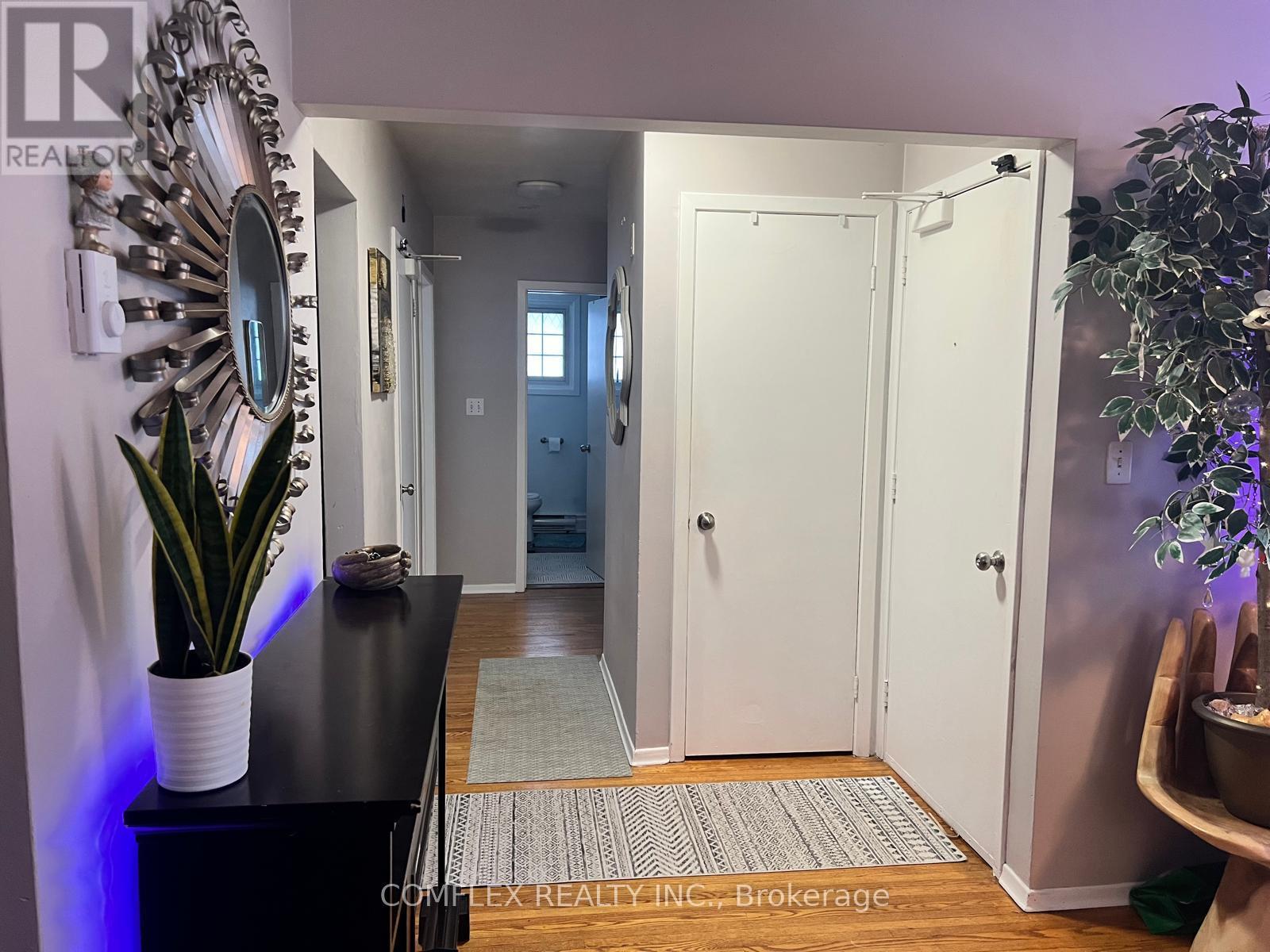 334 Surrey Drive, Oshawa, Ontario  L1G 6H1 - Photo 5 - E12711628