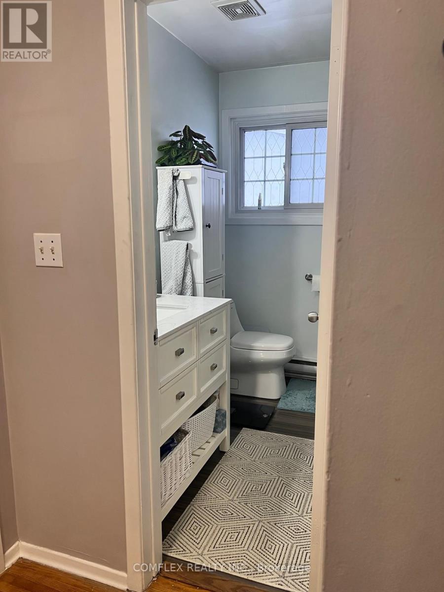 334 Surrey Drive, Oshawa, Ontario  L1G 6H1 - Photo 6 - E12711628