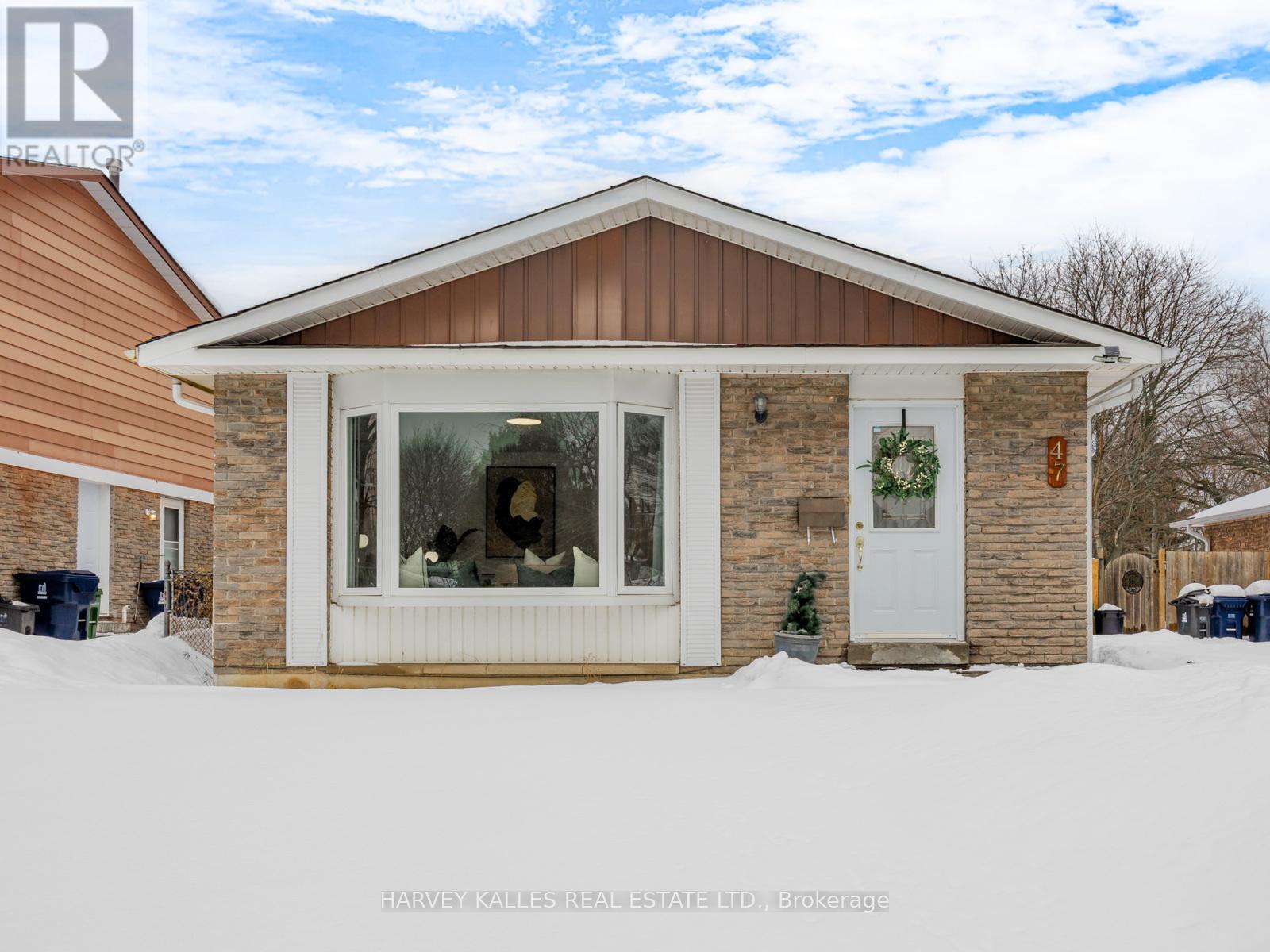 47 SNOWBALL CRESCENT, Toronto, Ontario