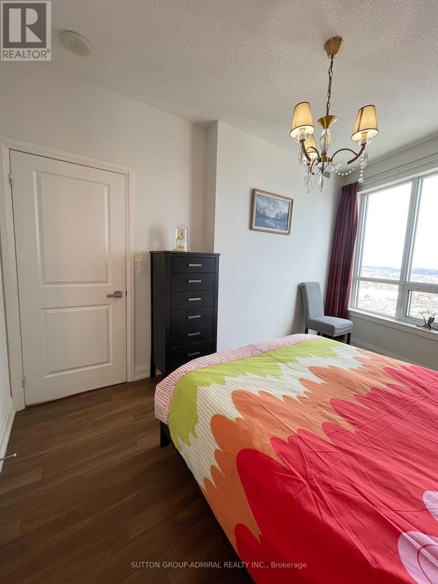 1932 (Primary Bedroom) - 7161 Yonge Street, Markham, Ontario  L3T 0C8 - Photo 5 - N12711654