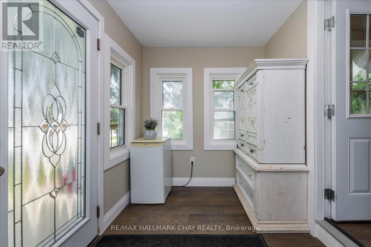 3366 Muskoka Street, Severn, Ontario  L0K 2B0 - Photo 5 - S12711682