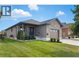 16 FORBES Crescent, Listowel, Ontario