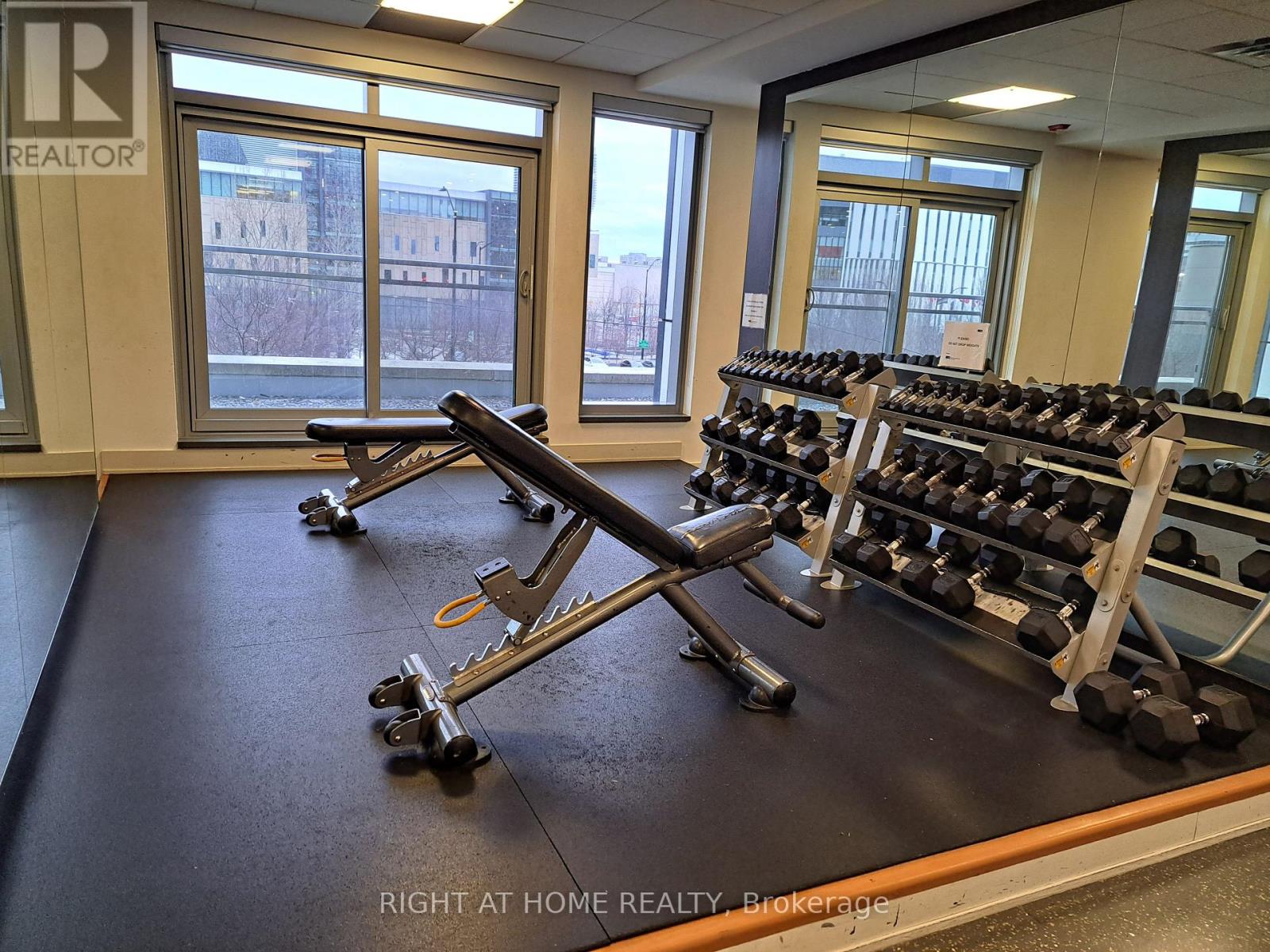 2103 - 365 Prince Of Wales Drive, Mississauga, Ontario  L5B 0G6 - Photo 31 - W12711624