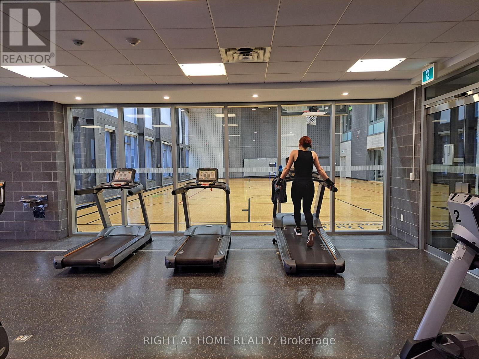 2103 - 365 Prince Of Wales Drive, Mississauga, Ontario  L5B 0G6 - Photo 34 - W12711624