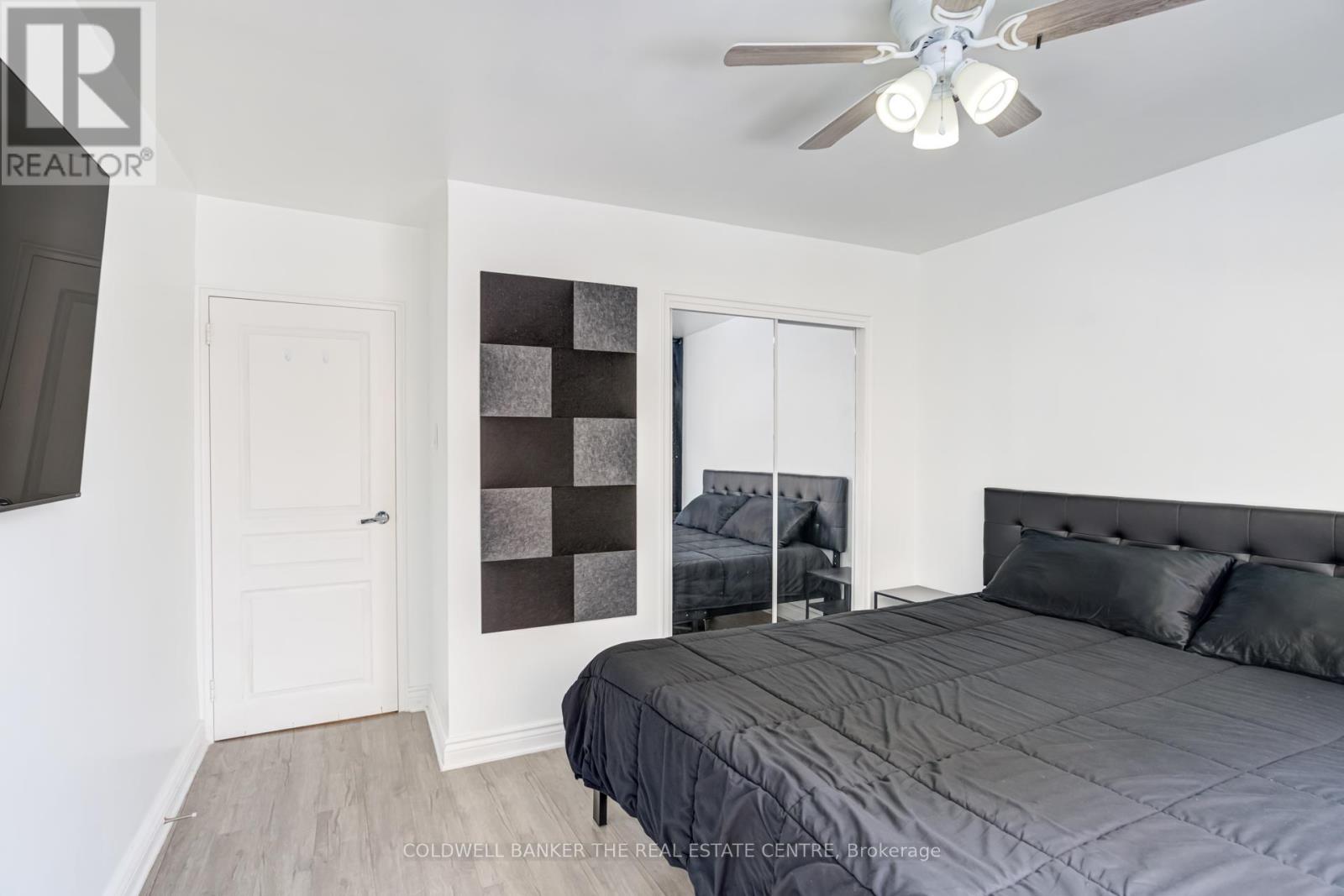 208 - 50 Gulliver Road, Toronto, Ontario  M6M 2N2 - Photo 13 - W12711636