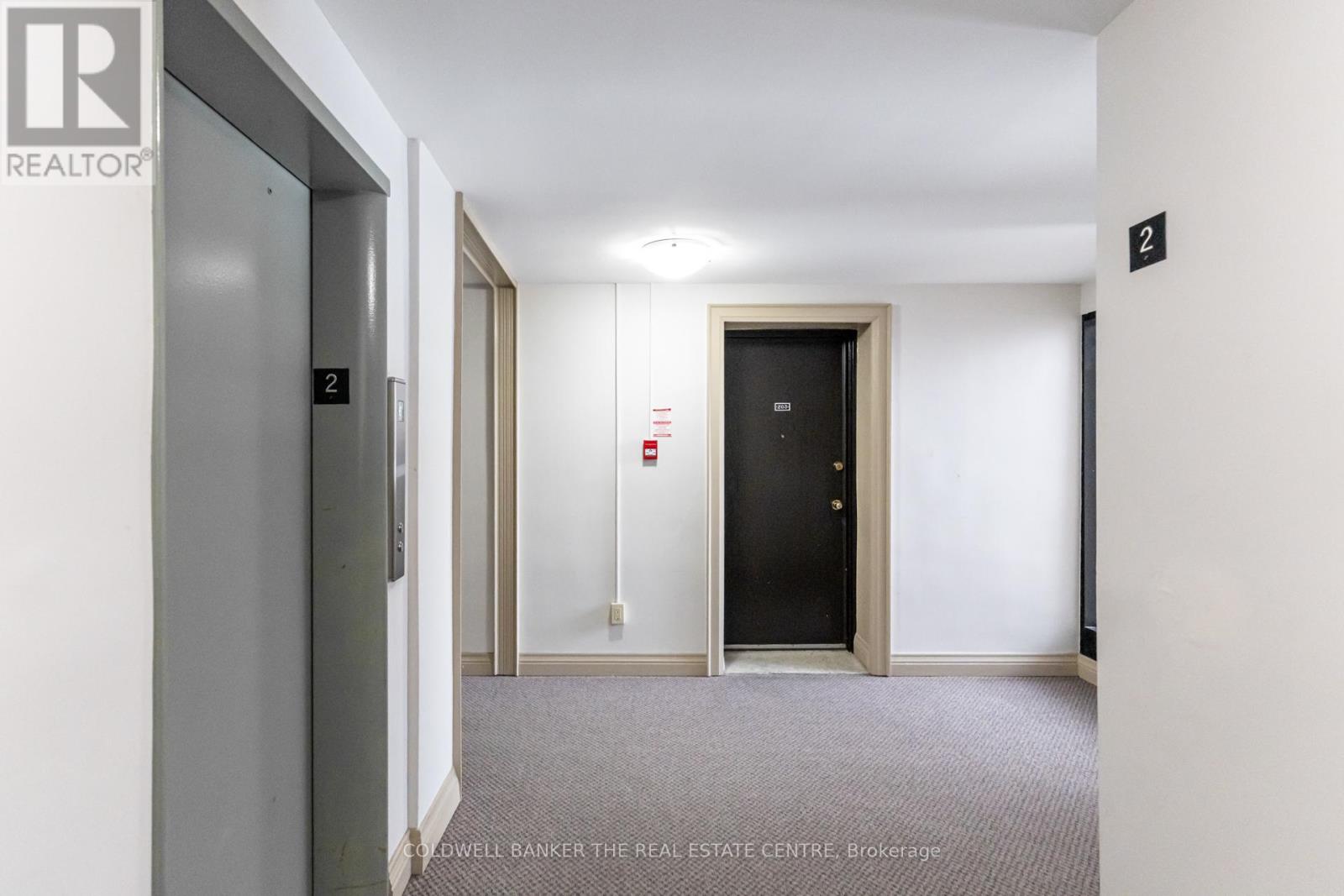 208 - 50 Gulliver Road, Toronto, Ontario  M6M 2N2 - Photo 33 - W12711636